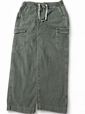 Gap green cargo pants with drawstring waist size M